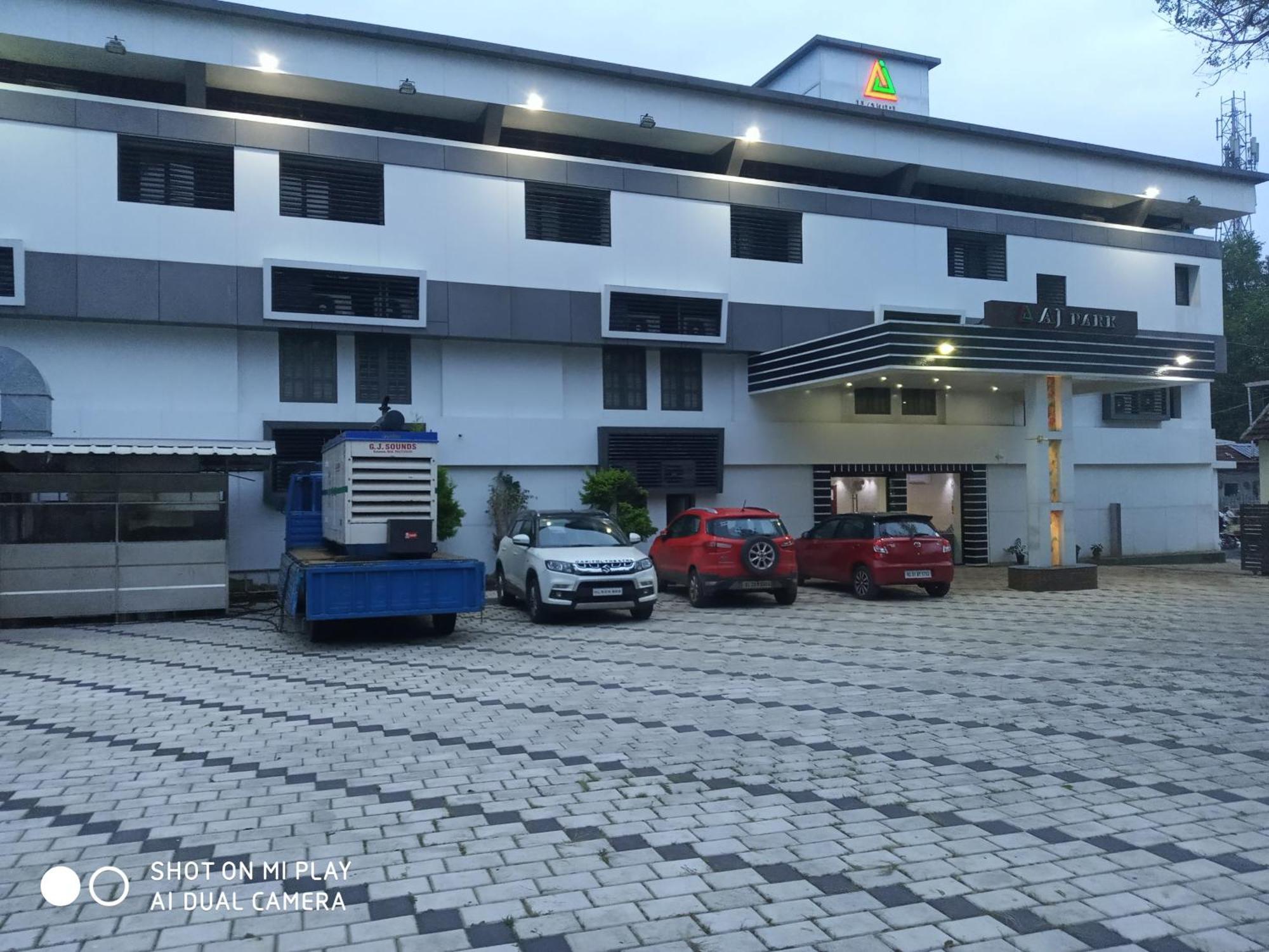 Hotel A J Park Alappuzha Exterior photo