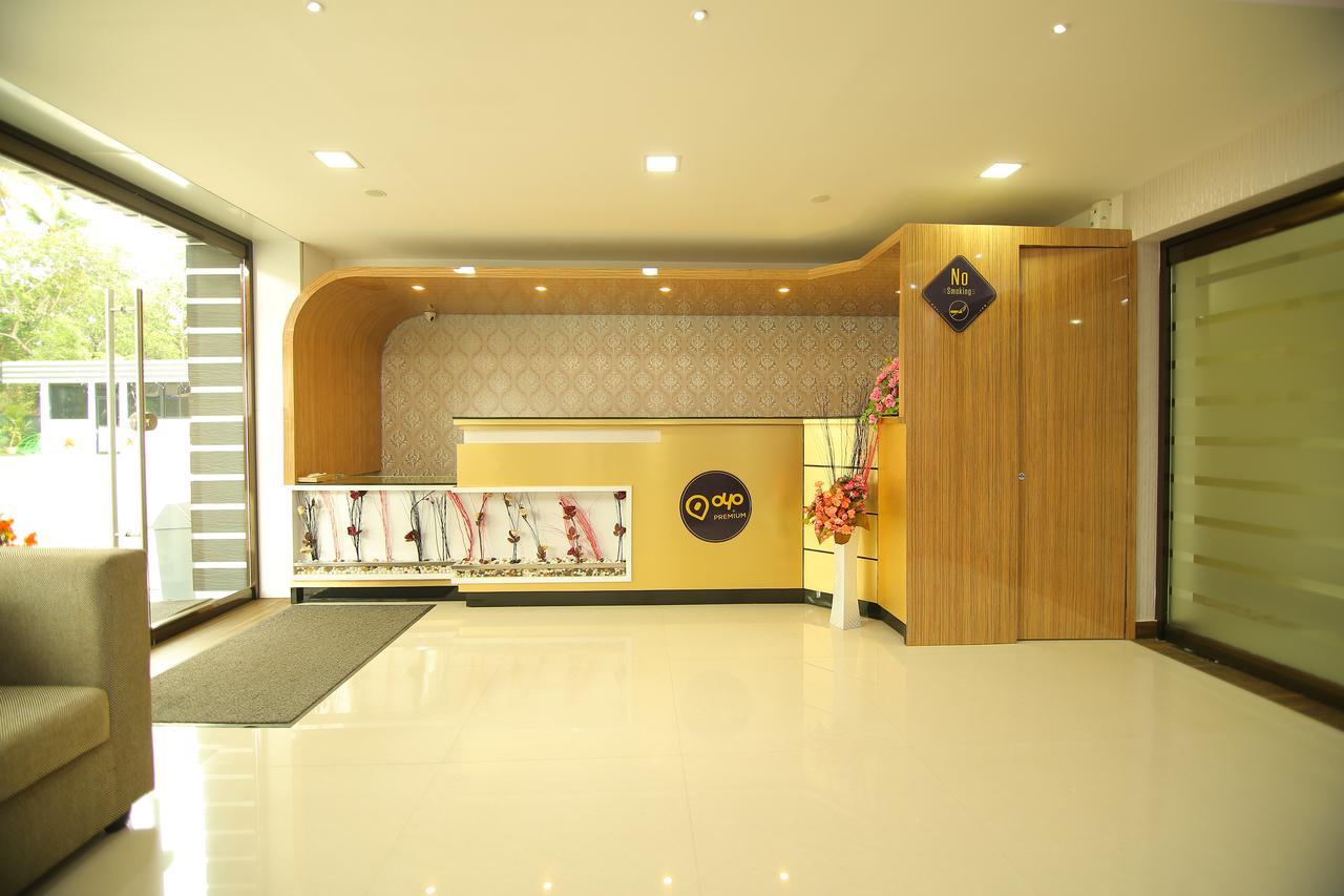 Hotel A J Park Alappuzha Exterior photo
