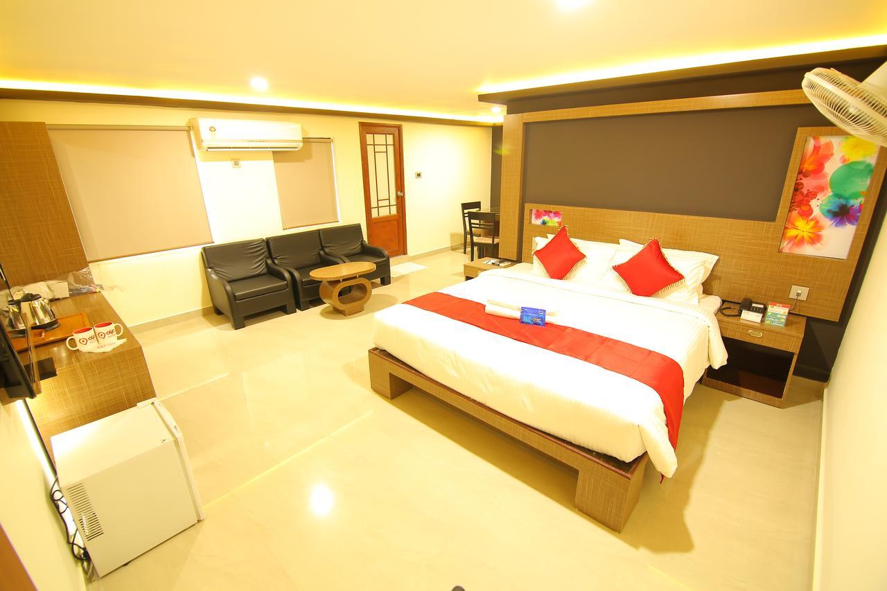 Hotel A J Park Alappuzha Exterior photo