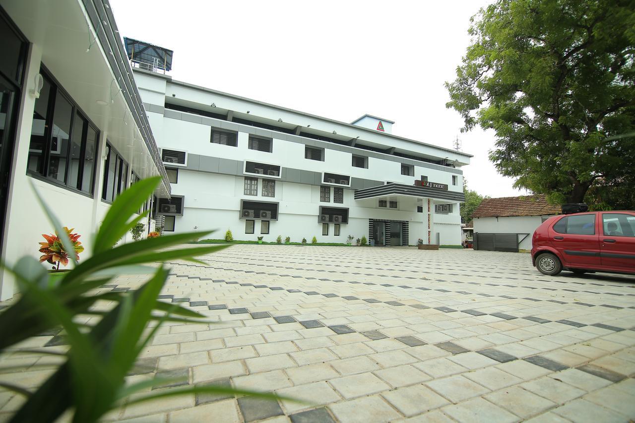 Hotel A J Park Alappuzha Exterior photo
