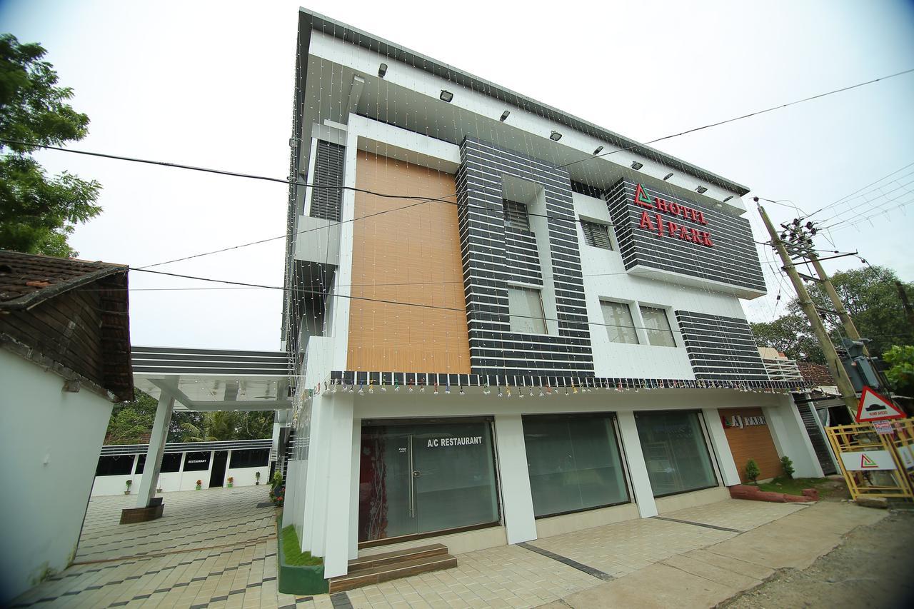 Hotel A J Park Alappuzha Exterior photo