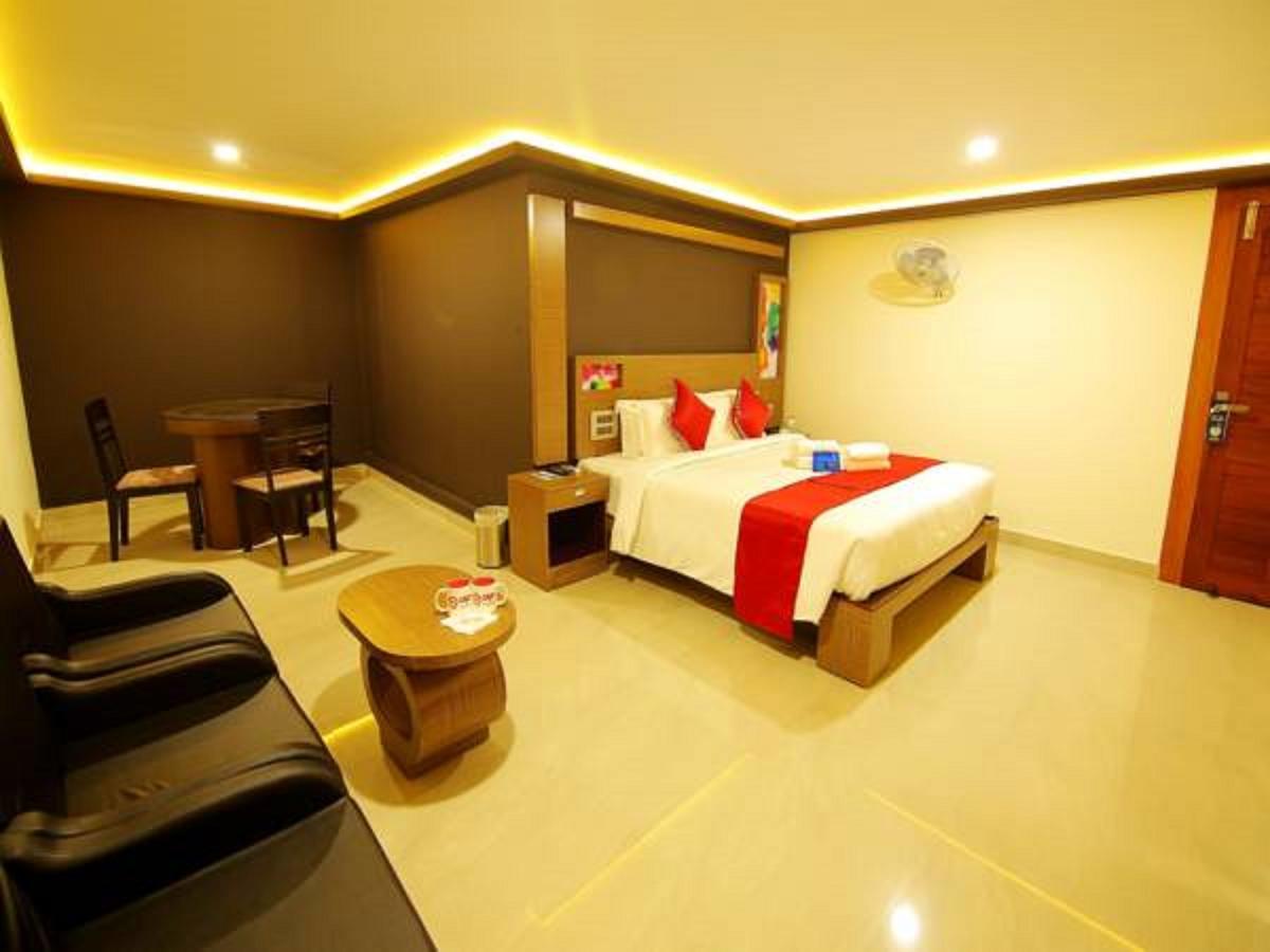 Hotel A J Park Alappuzha Exterior photo