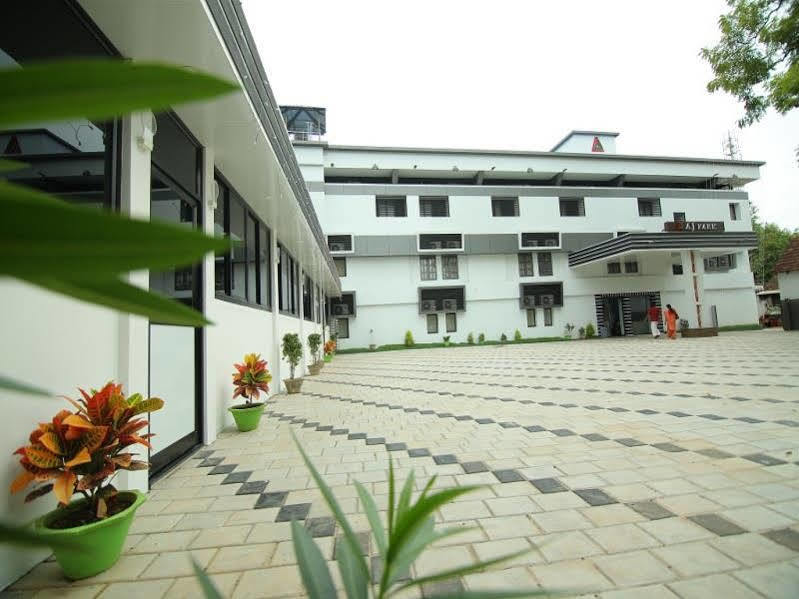Hotel A J Park Alappuzha Exterior photo